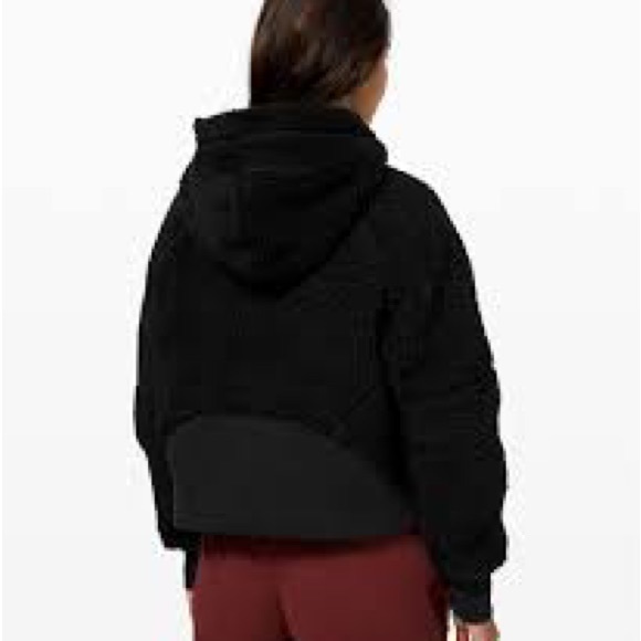 RARE Lululemon Scuba Oversized Sherpa 1/2 Zip
Black XL/XXL - Picture 2 of 7